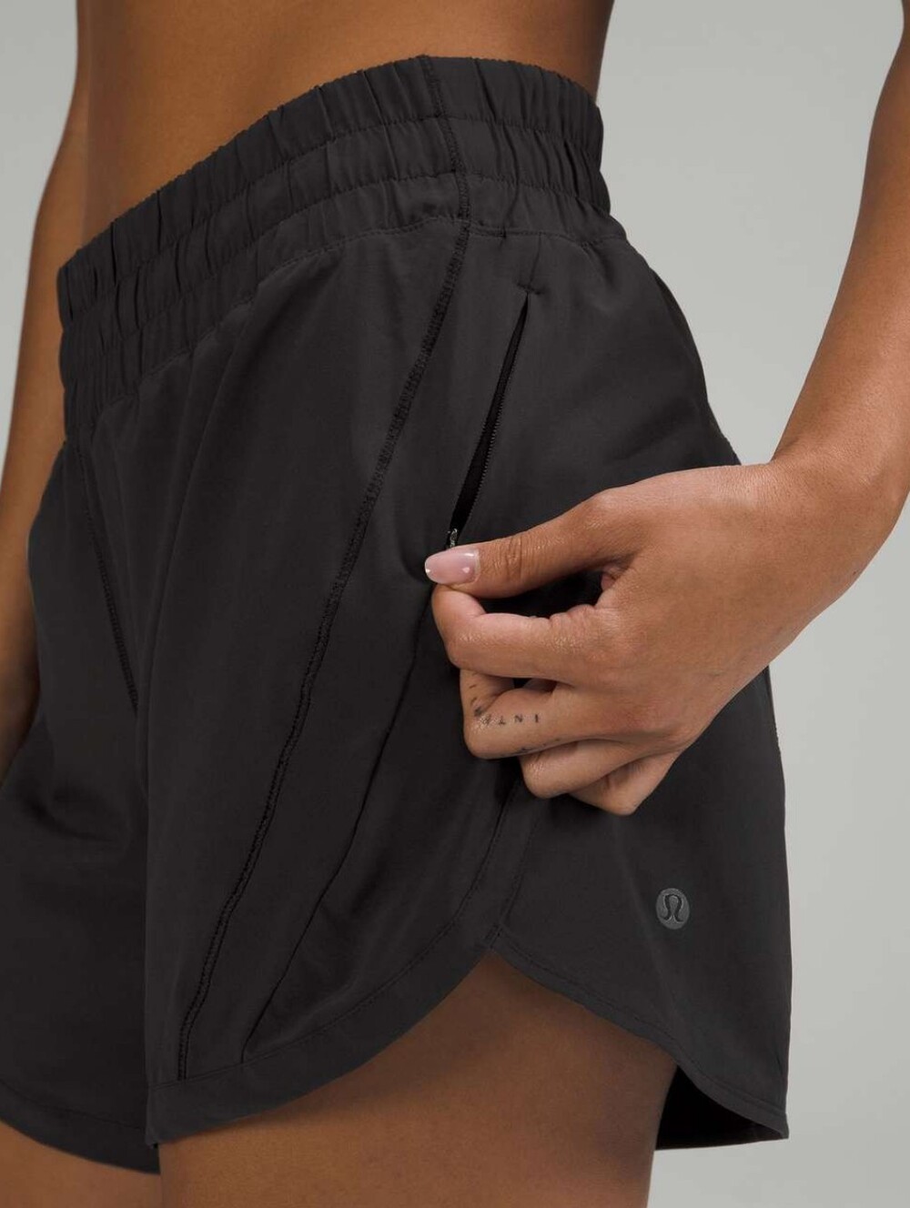 Lululemon Track That High-Rise Lined Short 5" Black Size 8 No Liner EUC